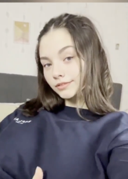 El pack de esta morrita tetona imperdible + video 6