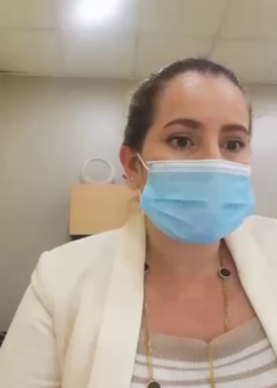 Maestra reputisima muestra teta , culo y chocha + VIDEITO 1