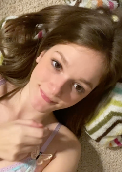 Blanquita muestra su cuerpito delicioso + video 9