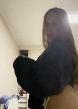 Se queda sola y hace cositas + video 15