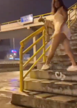 Morocha borracha hace diabluras en la calle + video 6