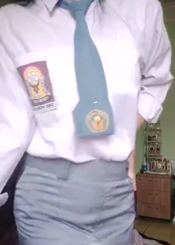 Colegiala bien arrecha con ganas de follar + VIDEO 6