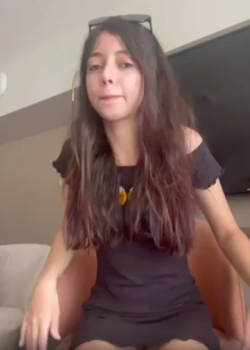 Jovencita linda es muy traviesa + video 15