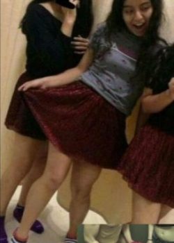 Filtrado se coge a una de sus alumnas en el asensor. 11